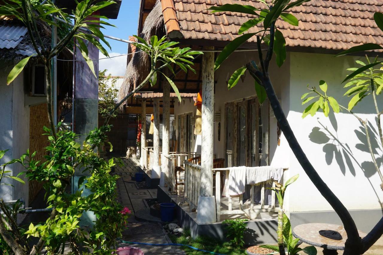 Pondok Kana Batununggul Bagian luar foto